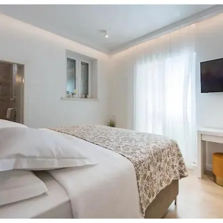 4 Bedrooms 펜션