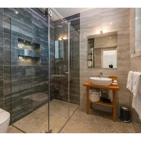 4 Bedrooms Dubrownik